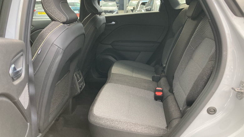 Renault Symbioz 1.6 E-Tech FHEV 145 Techno 5dr Auto Hybrid Estate